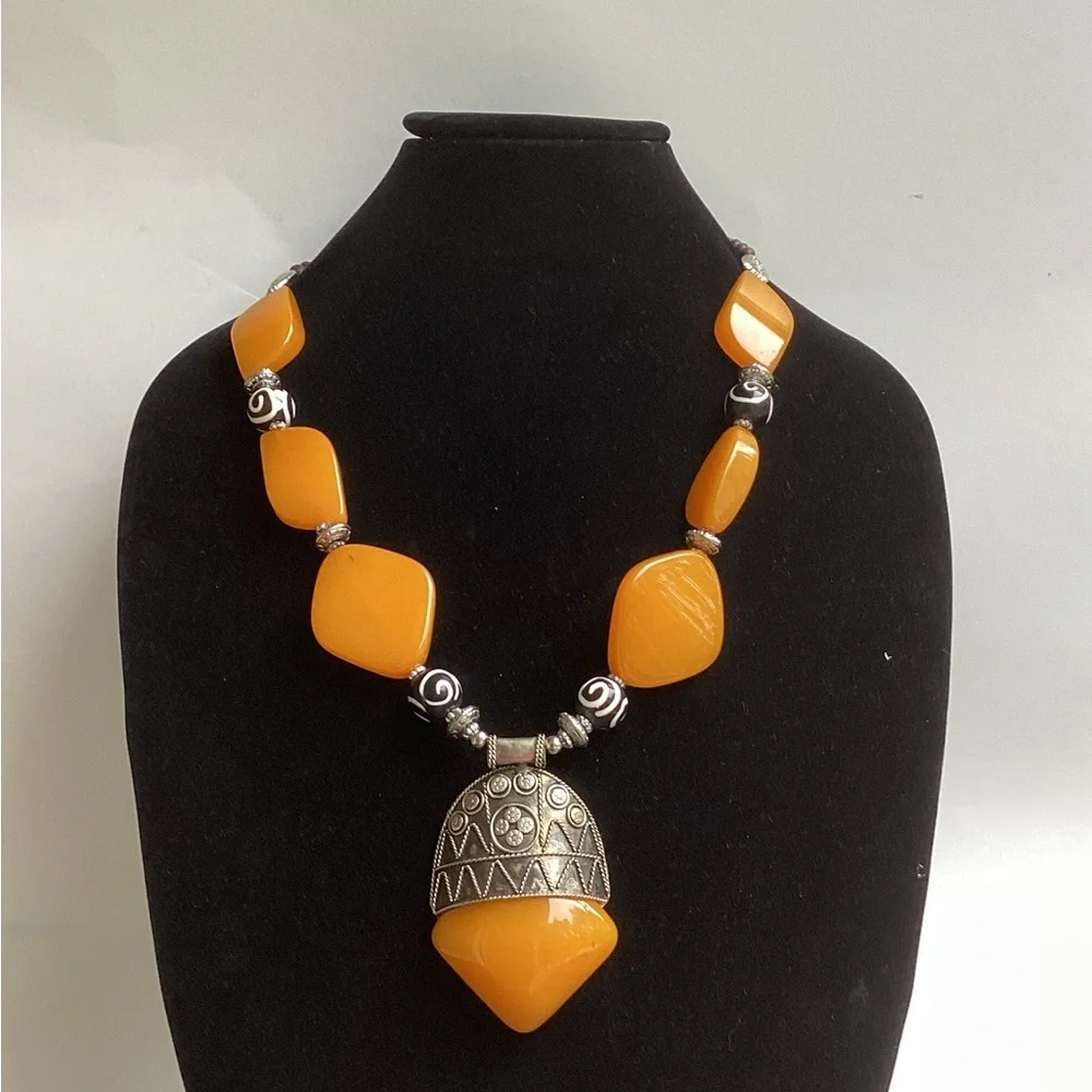 DENKAYS PEARL NECKLACE